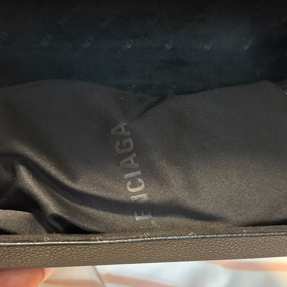 Balenciaga Vibrant Blue Eyewear - Picture 9 of 9